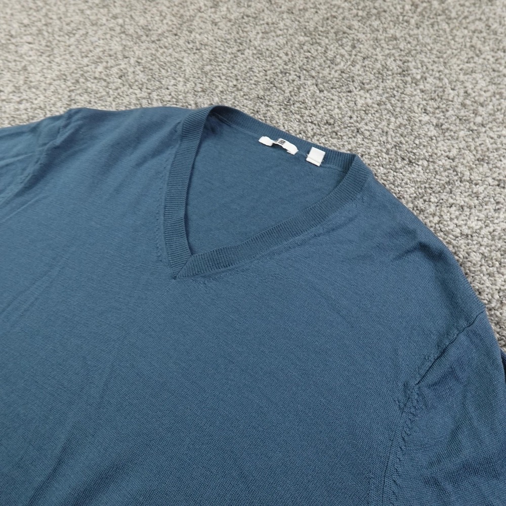 Uniqlo‎ Sweater Mens L Blue V Neck Wool Lightweight Knit Pullover Soft Warm Cozy